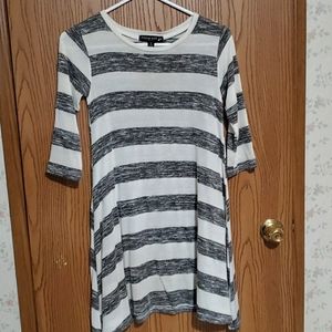 3/4 sleeve dress. Bought from lulus